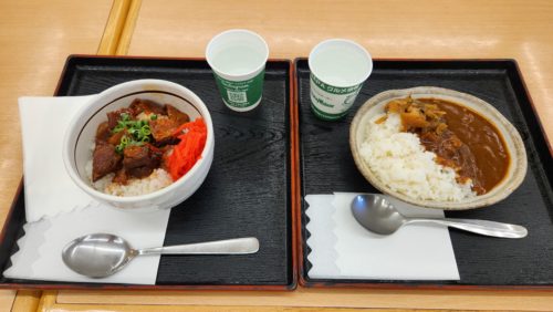 お昼はハーフを2つ