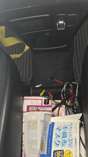 室内灯ONのときのイメージ（実際はフラッシュ撮影）