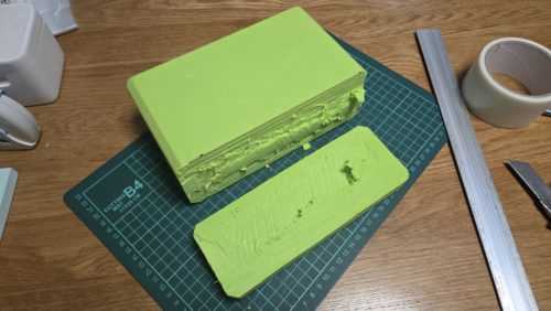 厚さ25mmでカット