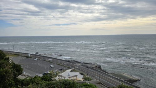 灯台元からの景色（いつも通りだけど曇天）