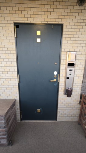 交換前：屋外側