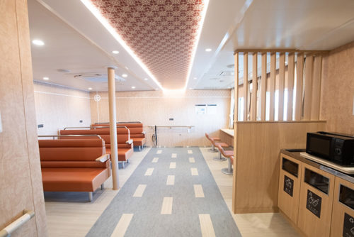 バリアフリー椅子席